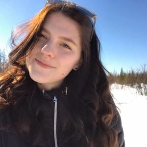 Meet your Posher, Adrianna